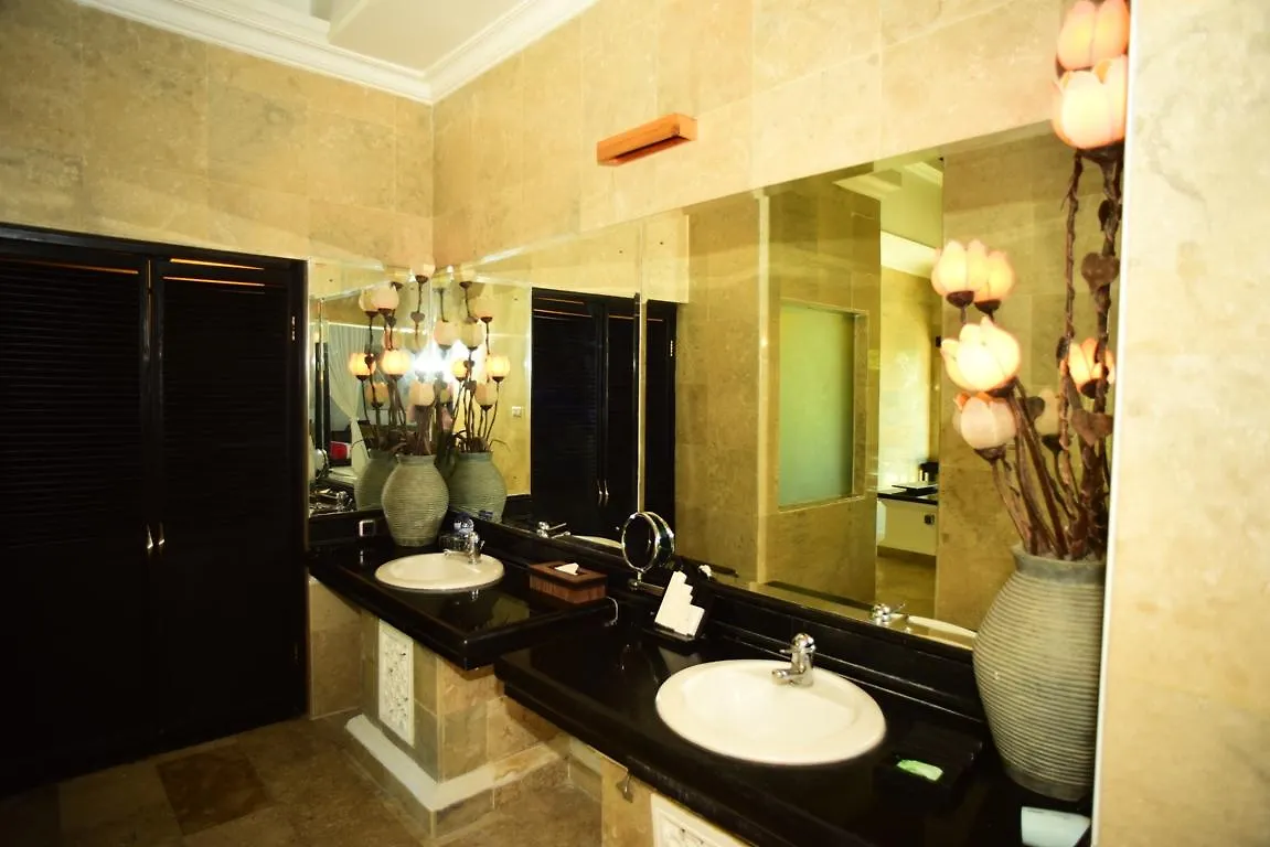 Hotel Dreamland Villa Kuta